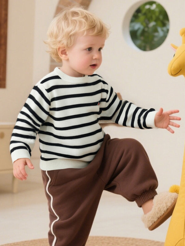 Unisex Toddler And Kid Multi-Color Star Embroidered Sweater